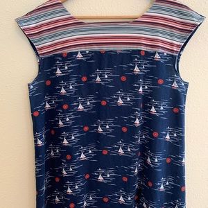 Like new Blue Platypus sailboat print shirt